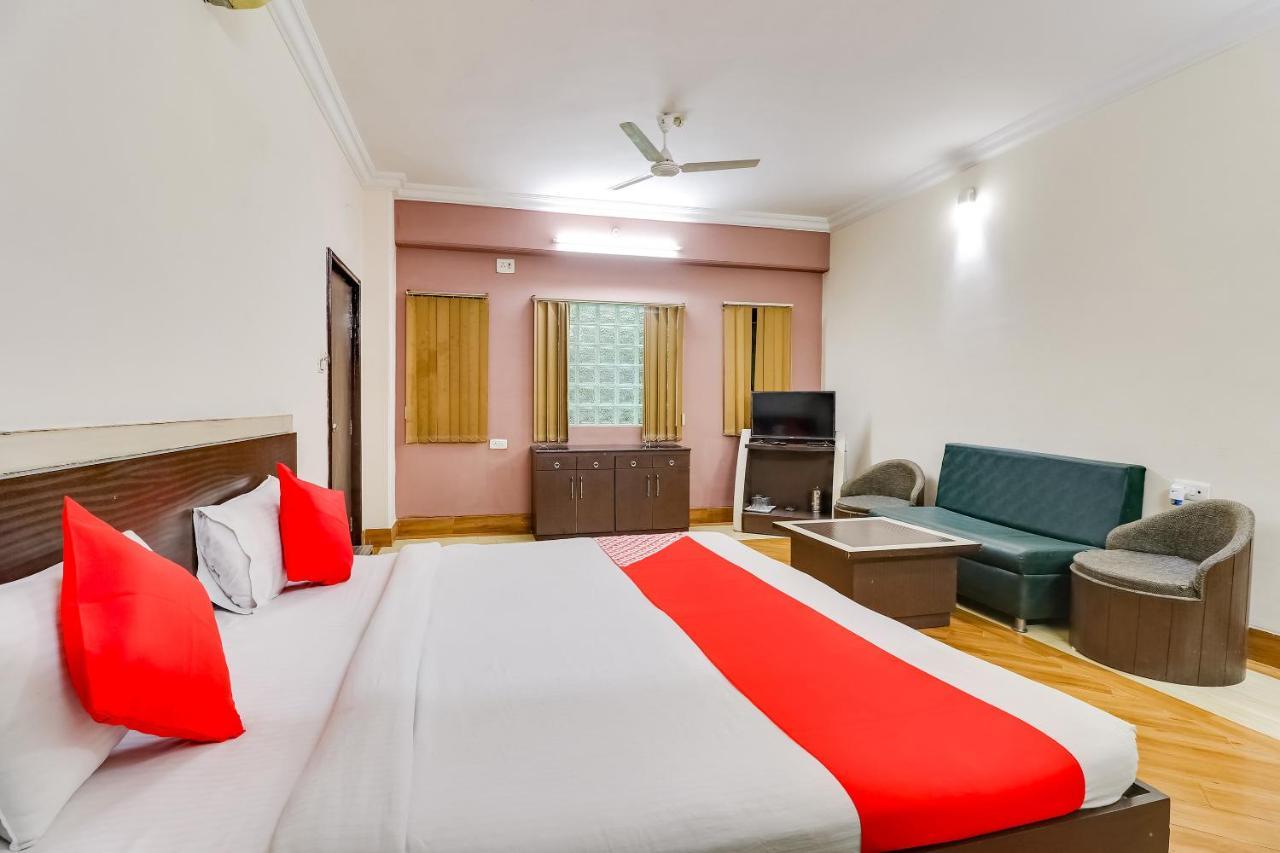 Oyo 71149 Jeet Residency Rewa Esterno foto